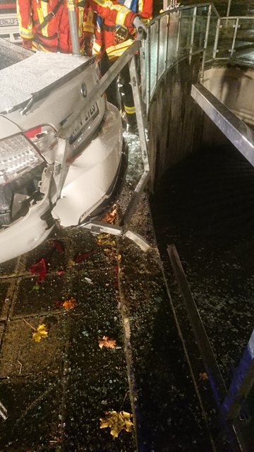 DSC_0000_BURST20191016010722831 groß.jpg